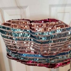 Women's size 3, sequined bustier top. Padded bust, back zipper. Nwt